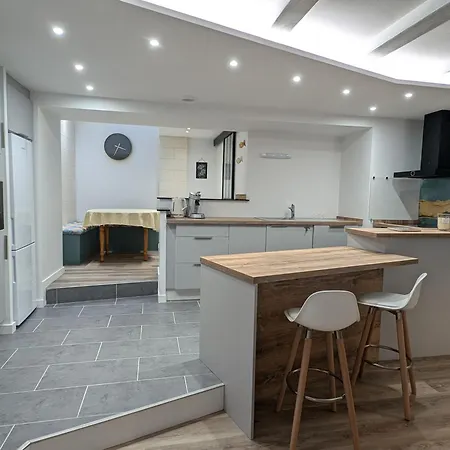 Maison Chaleureuse Au Coeur Du Centre * 波尔尼克